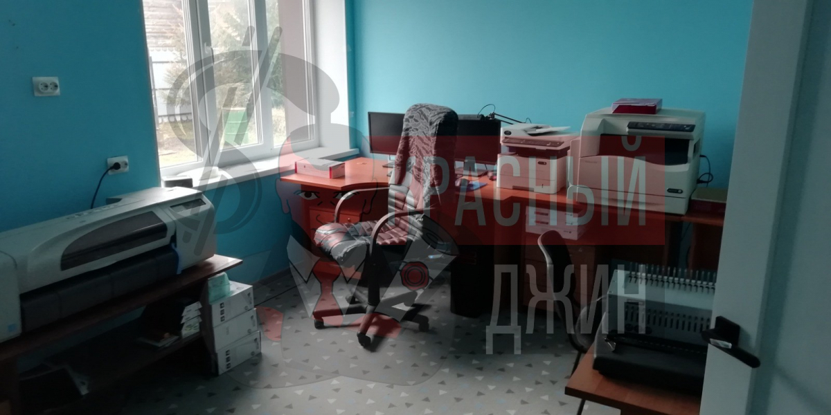Дом с землей (136,3 кв м+2 участка по 10 соток) Омская обл. с.Надеждино