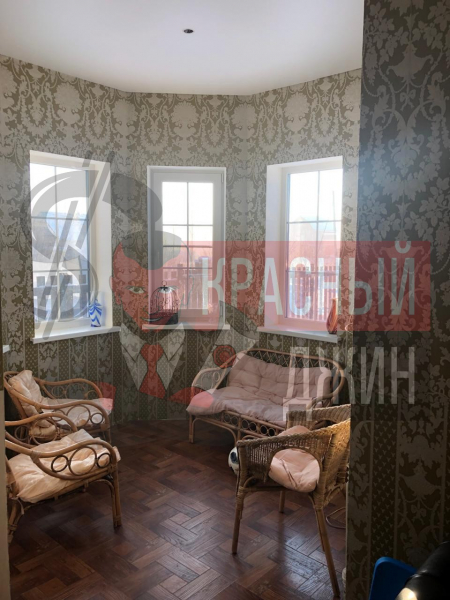 Дом 226,5 кв.м. на участке 10 сот Санкт-Петербург, Петергоф