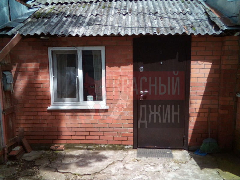 Квартира с земельным участком 24 кв.м г. Майкоп
