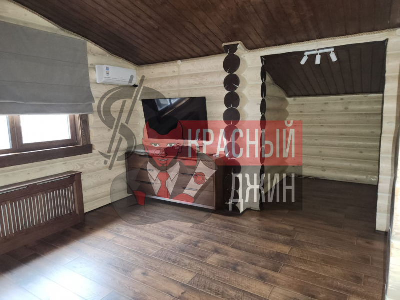 Дом с земельным участком 585,6 кв.м Свердловская область