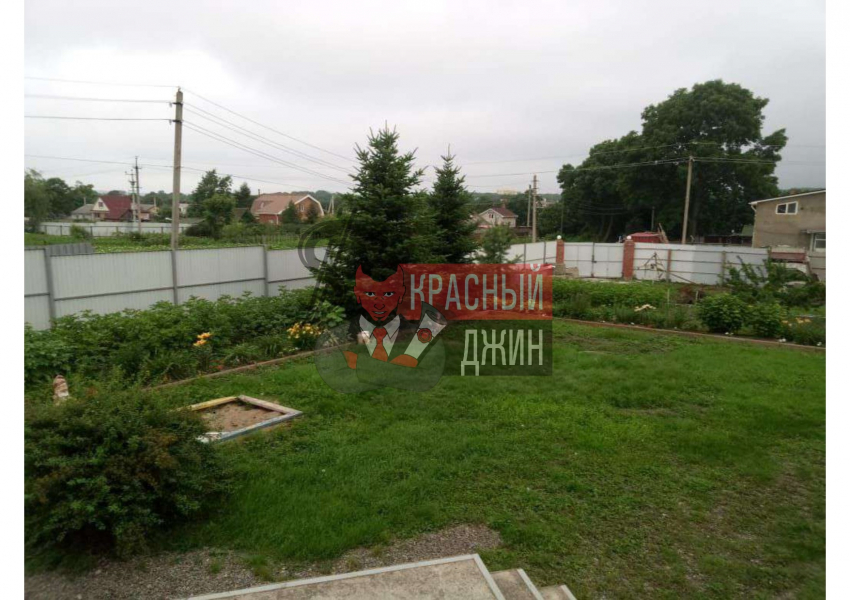 Дом с земельным участком 274.4 кв.м Приморский край
