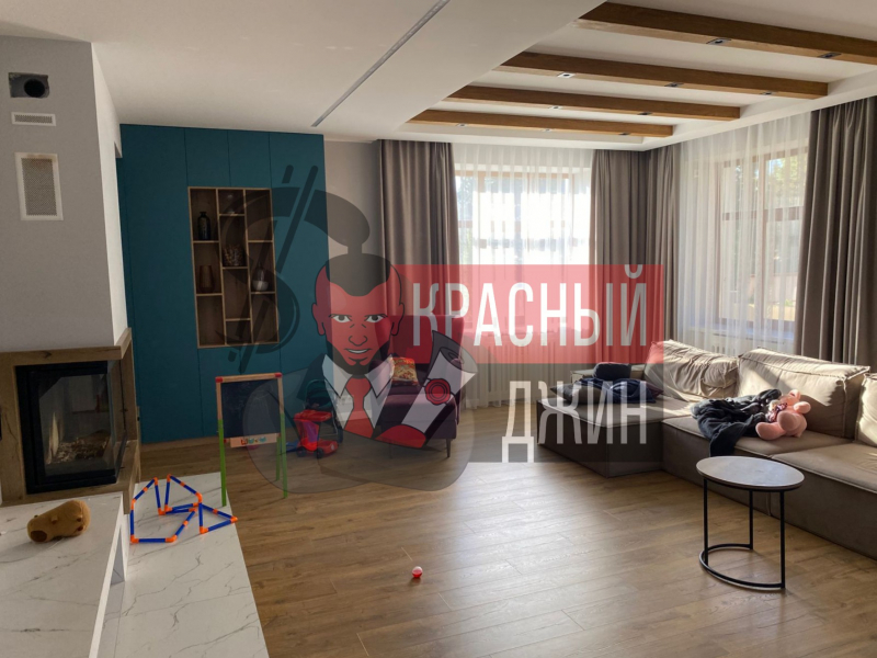 Дом с земельным участком 519,9 кв.м г. Омск
