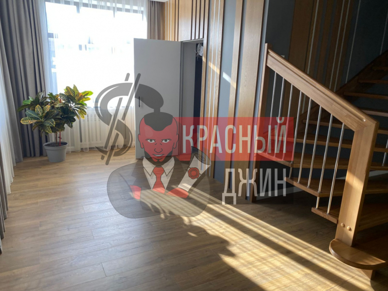 Дом с земельным участком 519,9 кв.м г. Омск