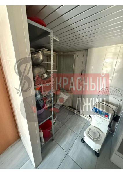 Коммерческие помещения с земельным участком Кемеровская область